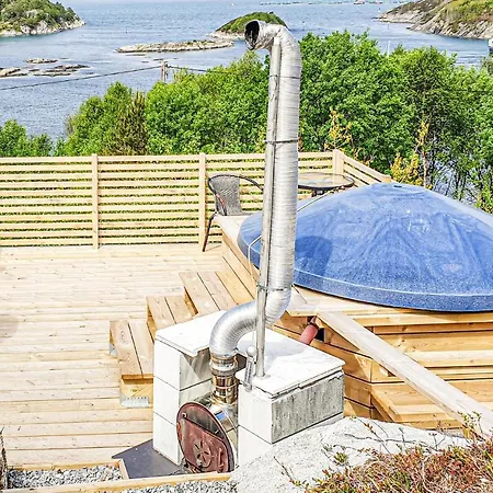 Lovely Home In Sveio With Wifi *
