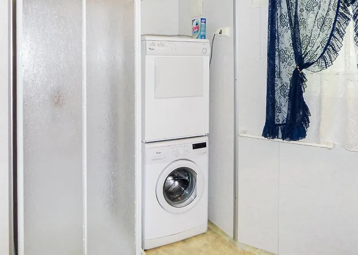 Сasa de vacaciones 2 Bedroom Gorgeous In