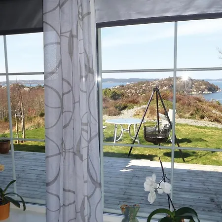 2 Bedroom Gorgeous In Sveio